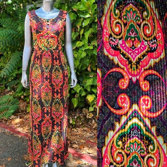 1970s Fred Rothschild of California Accordion Pleat Maxi Dress - Picture 1 of 7